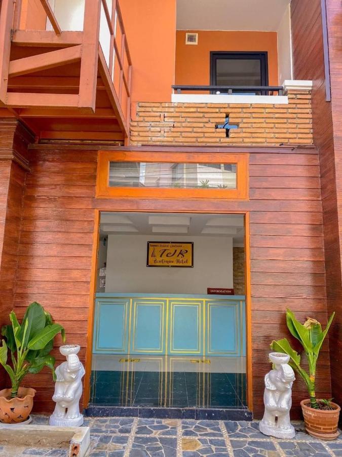 Tjr Boutique Hotel เชียงใหม่ ภายนอก รูปภาพ