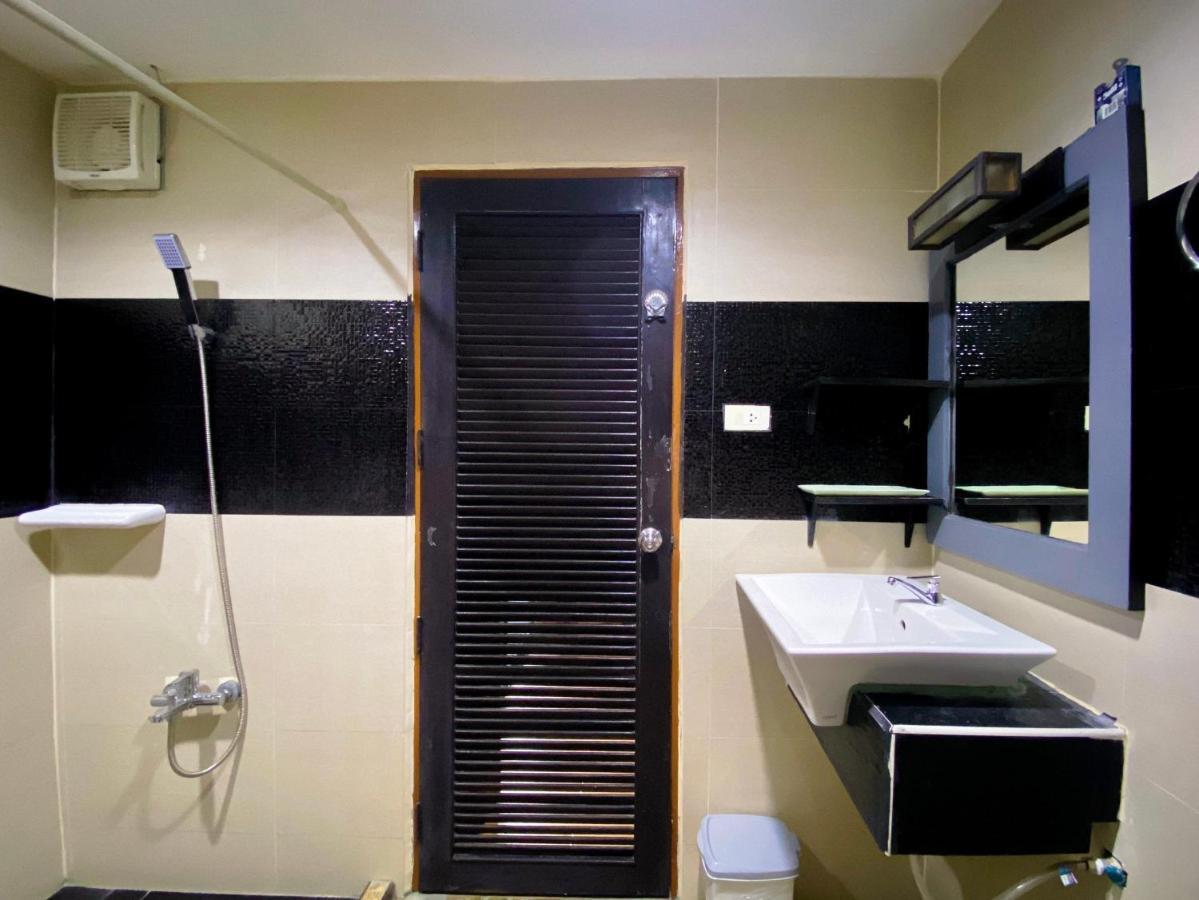Tjr Boutique Hotel เชียงใหม่ ภายนอก รูปภาพ