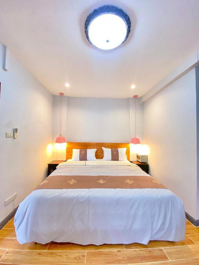 Tjr Boutique Hotel เชียงใหม่ ภายนอก รูปภาพ
