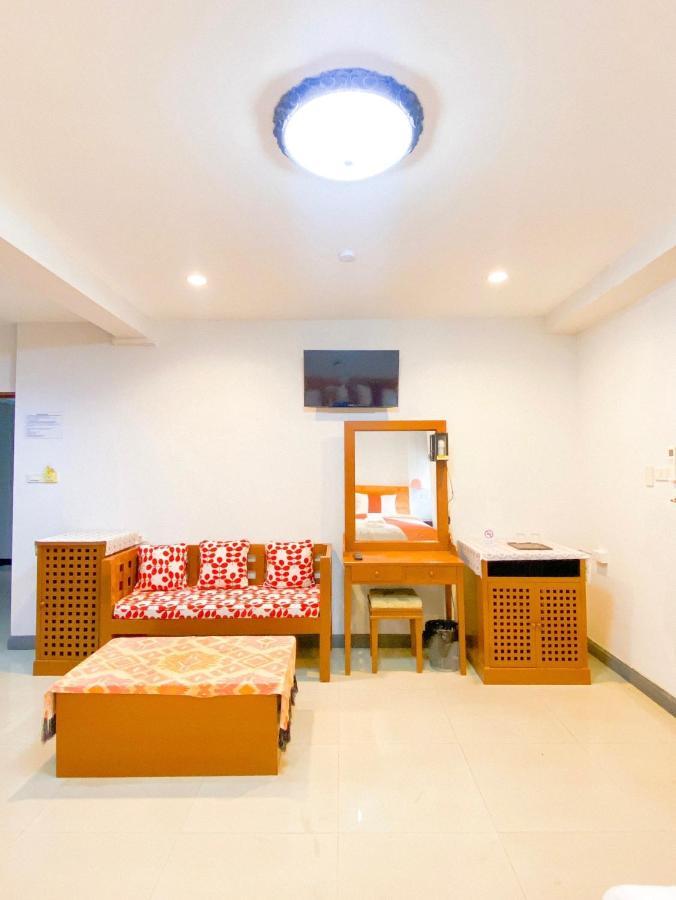 Tjr Boutique Hotel เชียงใหม่ ภายนอก รูปภาพ